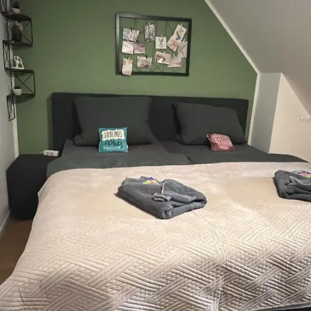 Gemuetliches Wohnen In Dueren 아파트 *